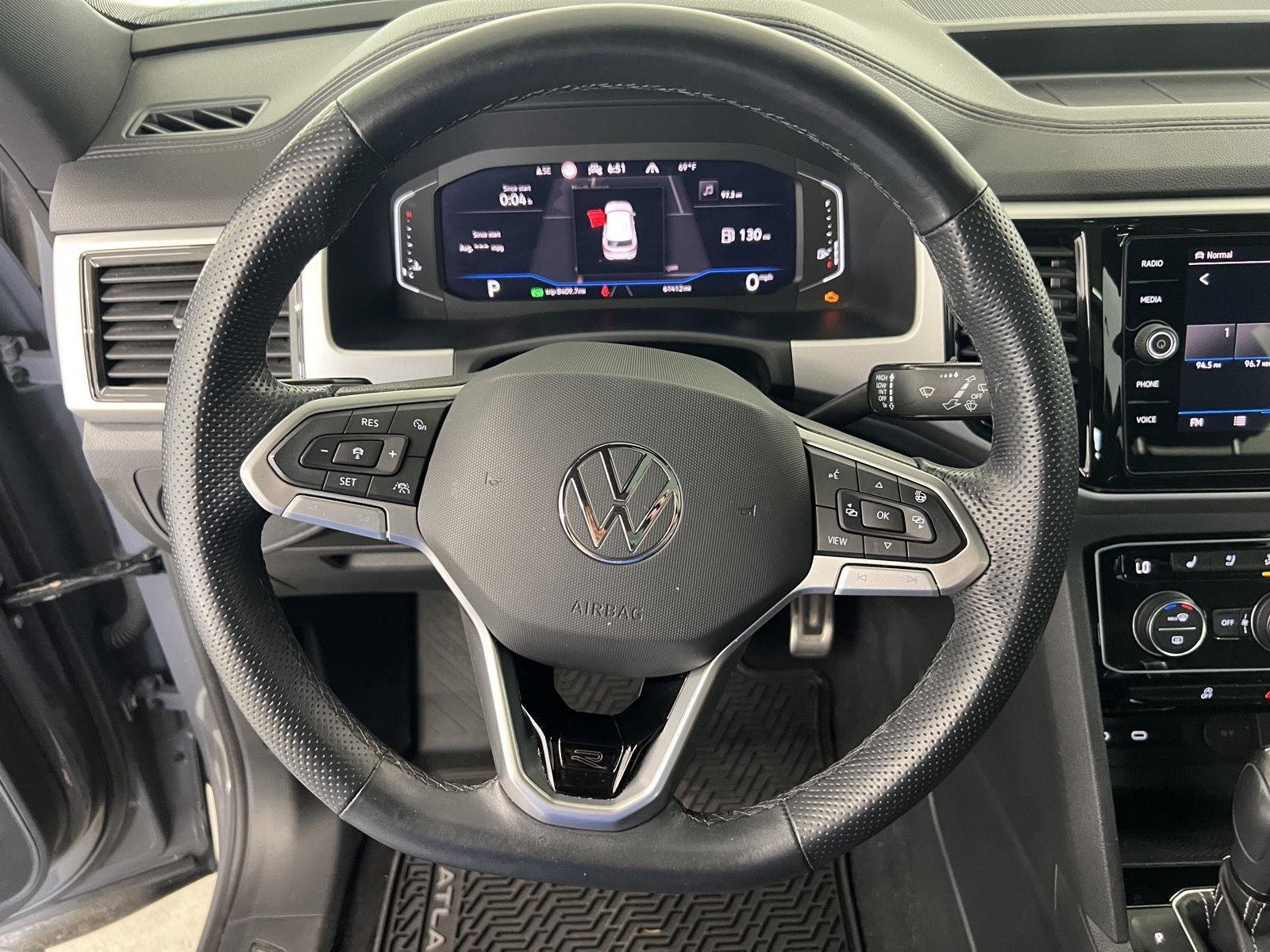 Used 2021 Pure Gray Volkswagen 3.6L V6 SEL Premium R-Line image 15