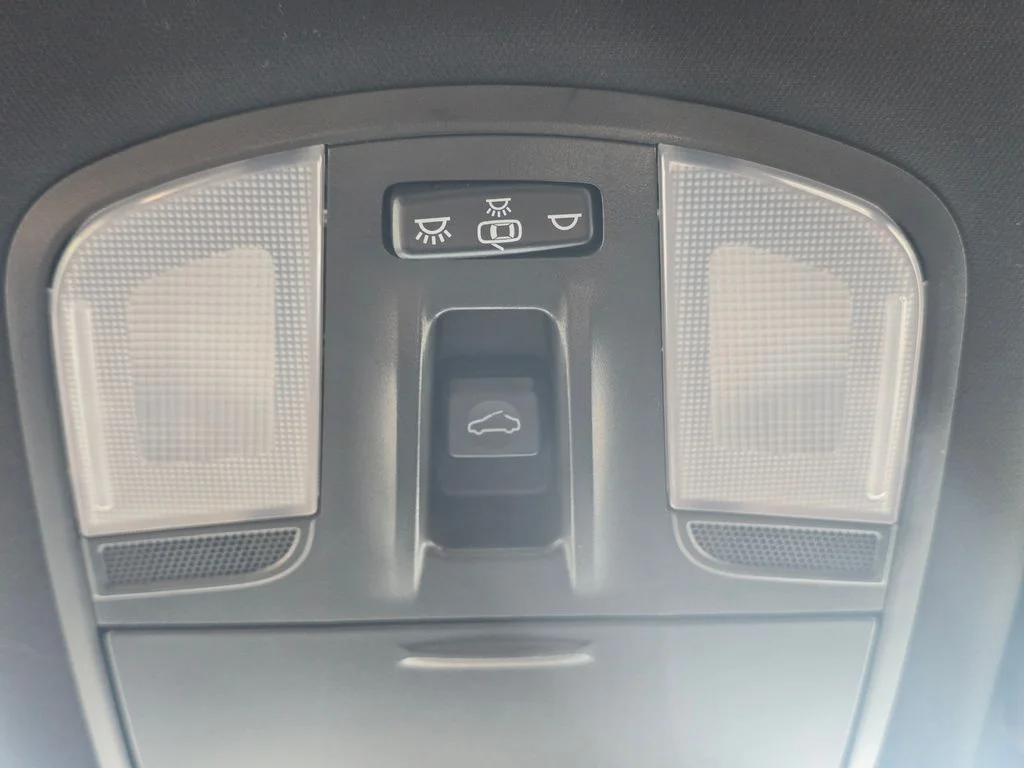 2021 Hyundai Veloster - Photo 30