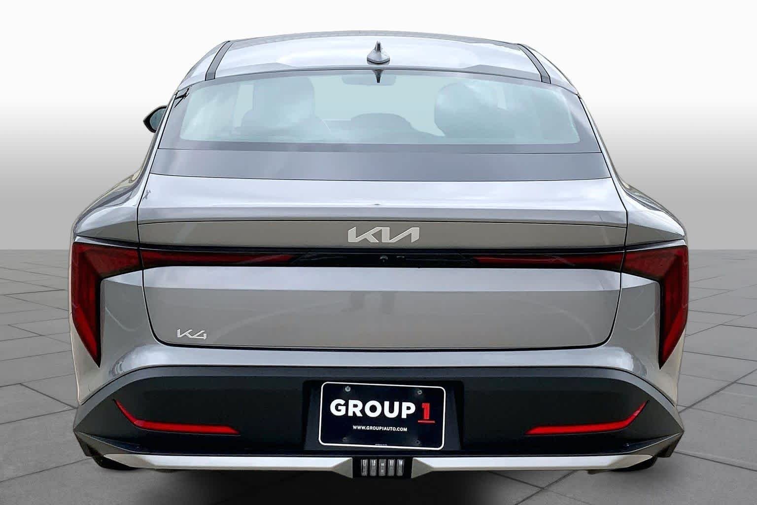 Used 2025 Steel Gray Kia LXS image 5