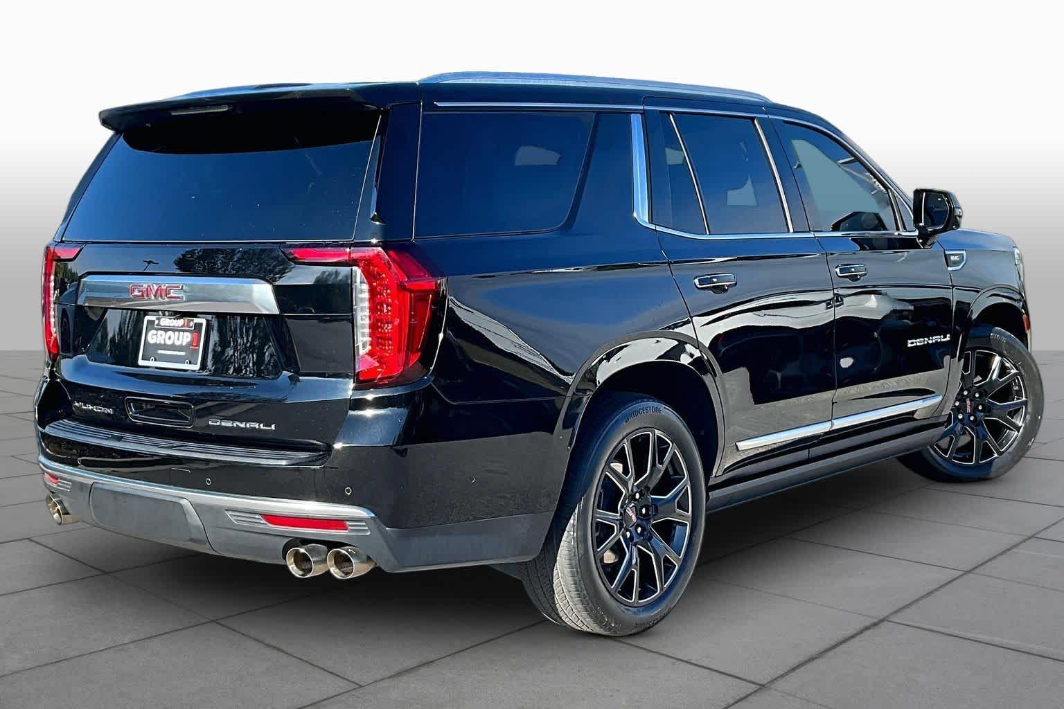 Used 2024 Onyx Black GMC Denali image 12