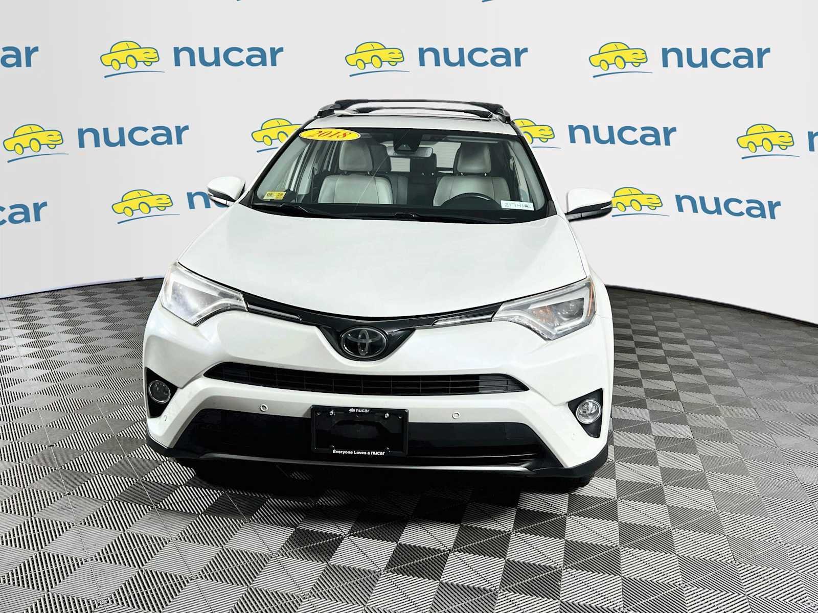 Used 2018 Blizzard Pearl Toyota Limited image 2