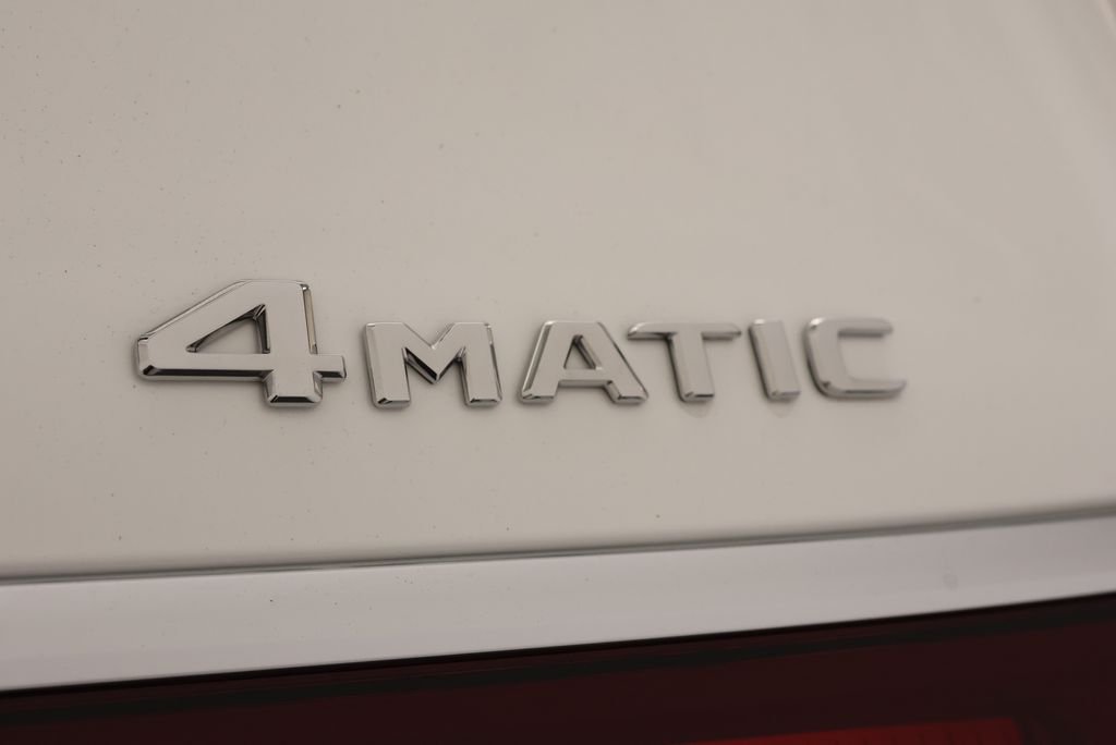 New 2026 Polar White Mercedes-Benz GLS 450 image 10