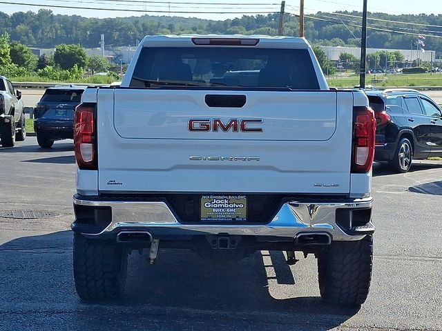 Used 2022 White GMC SLE image 3