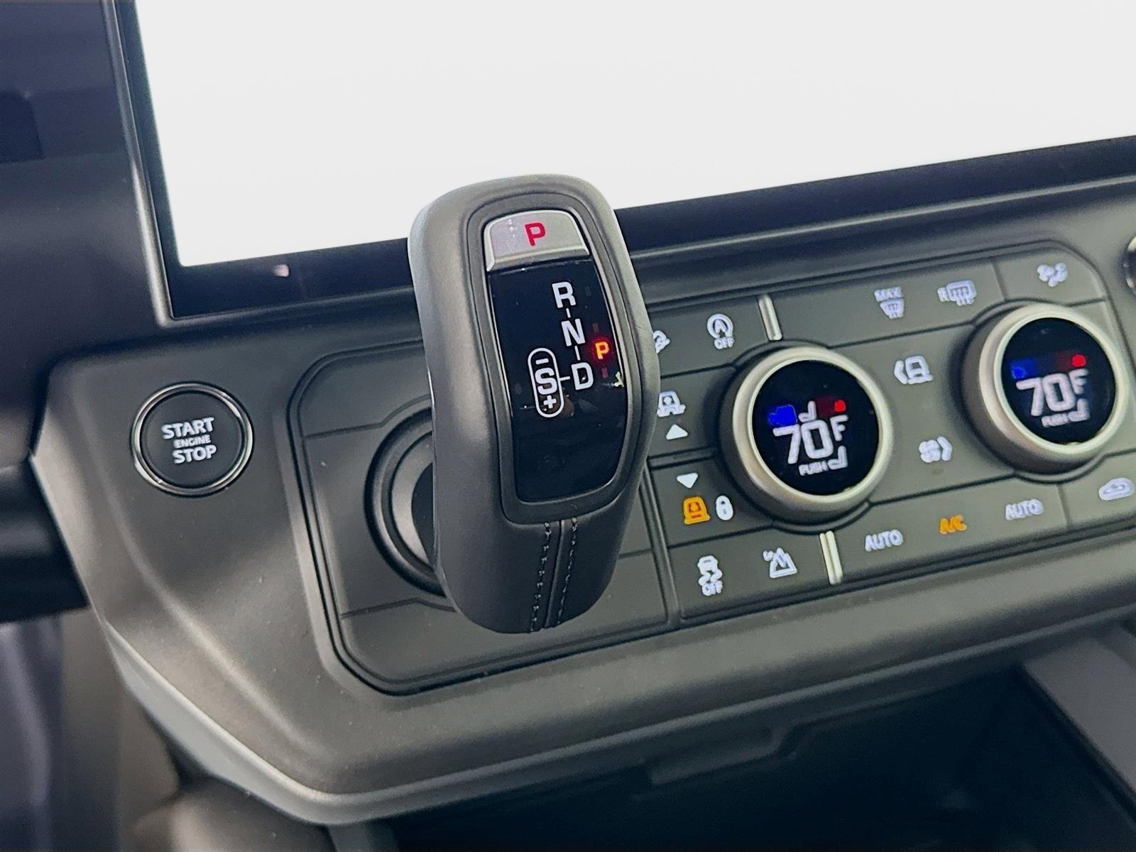 Used 2026 Gray Land Rover X-Dynamic SE image 19