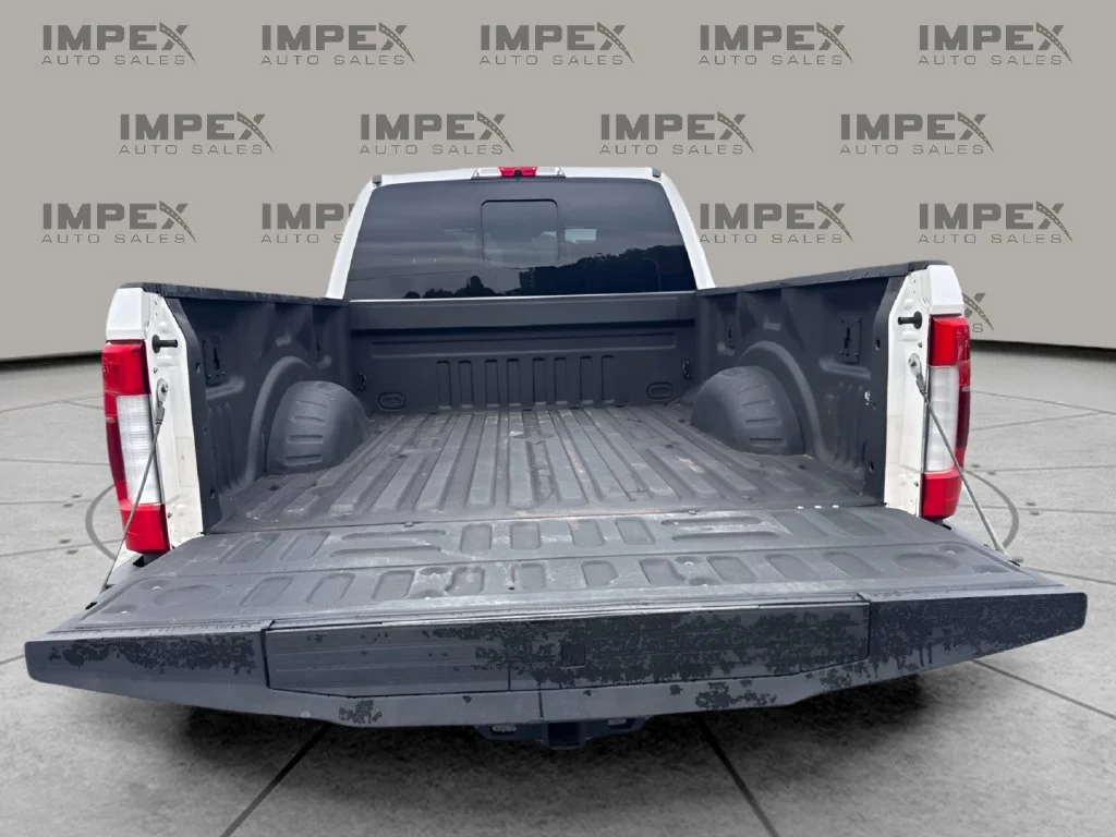 Used 2019 White Ford King Ranch image 29