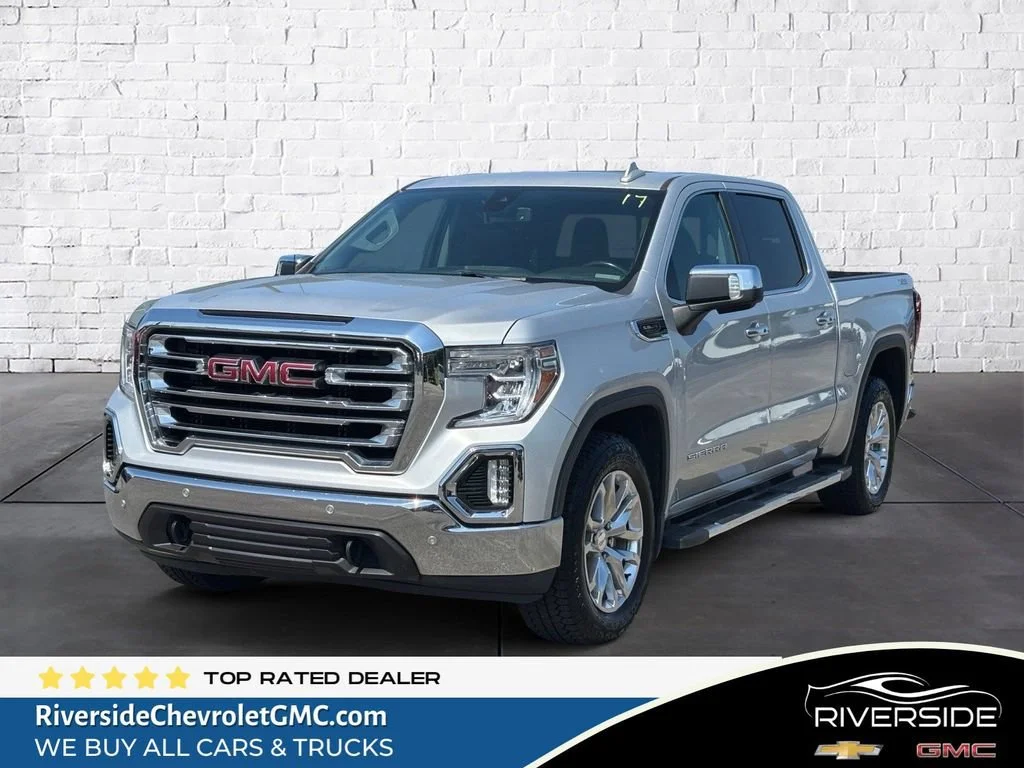 Used 2022 Quicksilver Metallic GMC SLT image 1