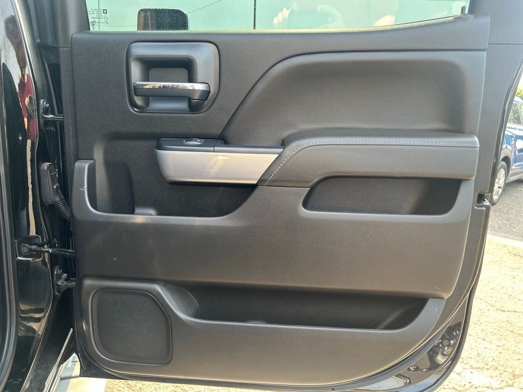Used 2017 Black Chevrolet LTZ image 18