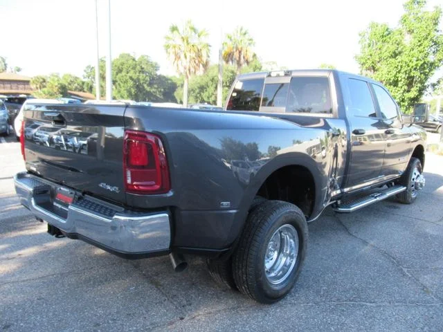 New 2026 Granite Crystal Metallic Clear-Coat Exterior Paint RAM Big Horn image 7