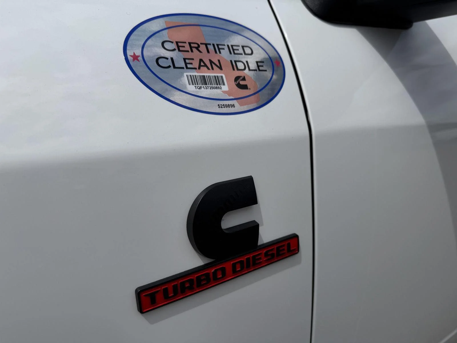 New 2026 Bright White Clear-Coat Exterior Paint RAM Tradesman image 23