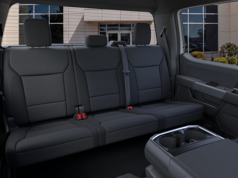 New 2026 Oxford White Ford XLT image 11