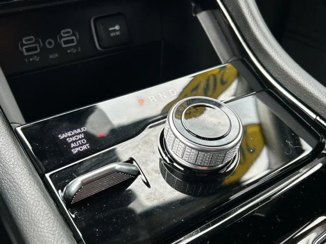 Used 2023 Gray Jeep Limited image 51