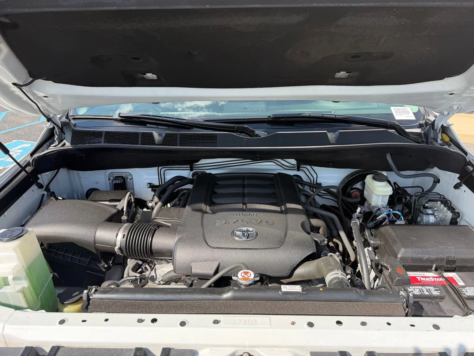 Used 2020 White Toyota SR5 image 20