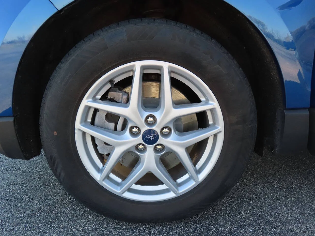 Used 2022 Atlas Blue Ford SEL AWD 4dr Crossover image 23