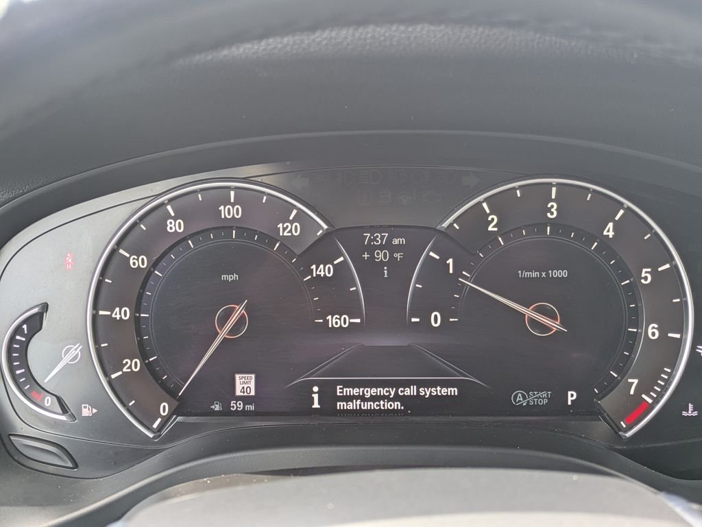 Used 2018 Black BMW xDrive30i image 26