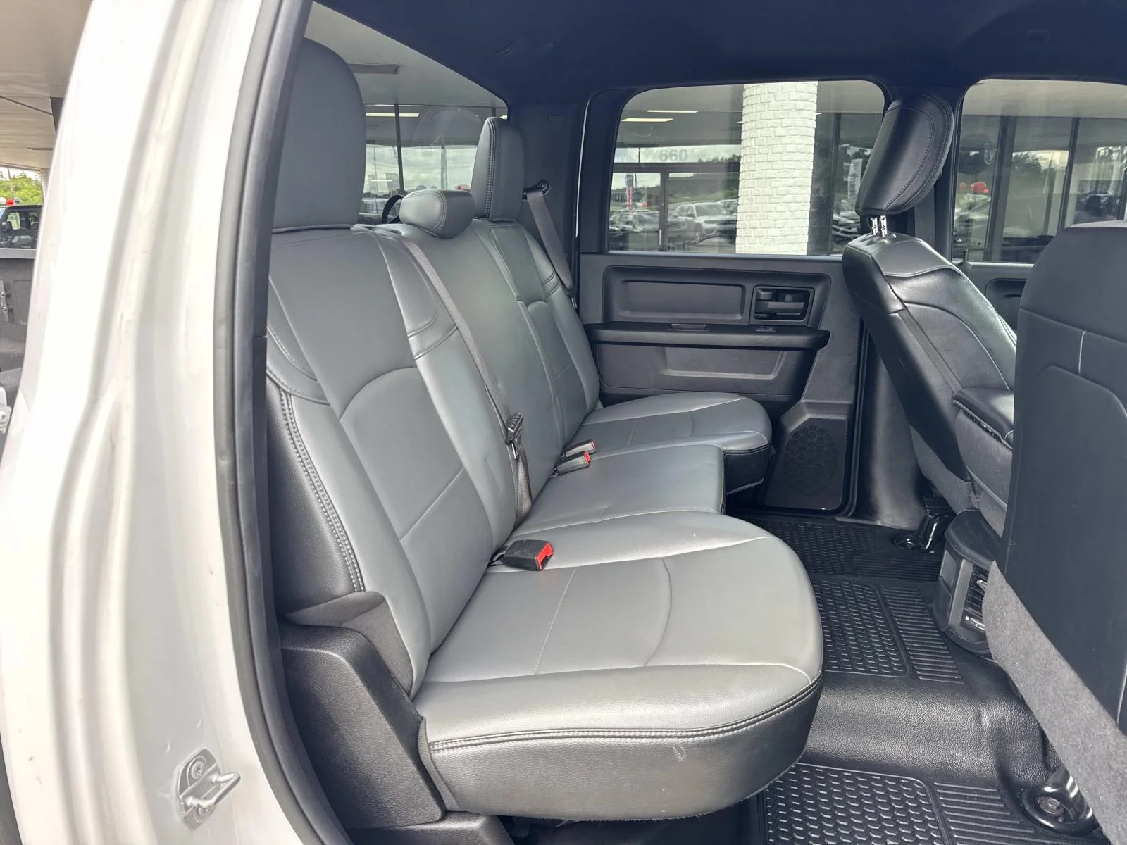 Used 2021 White Ram Tradesman image 9