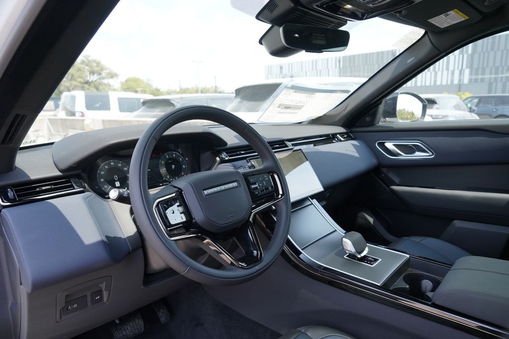 New 2026 Fuji White Land Rover S image 10