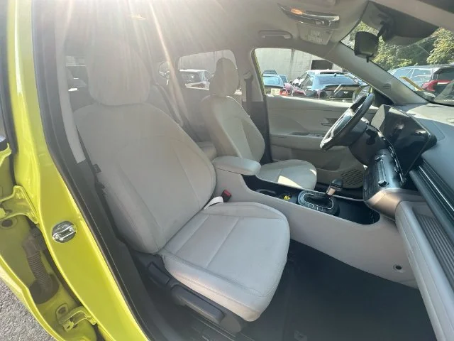 Used 2024 Yellow Hyundai SEL image 39