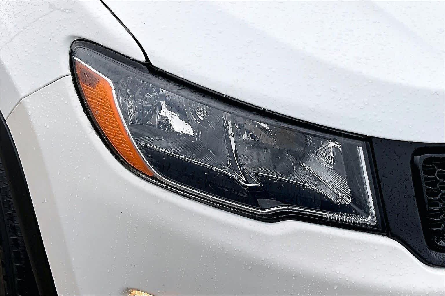 Used 2021 White Clearcoat Jeep Altitude image 27