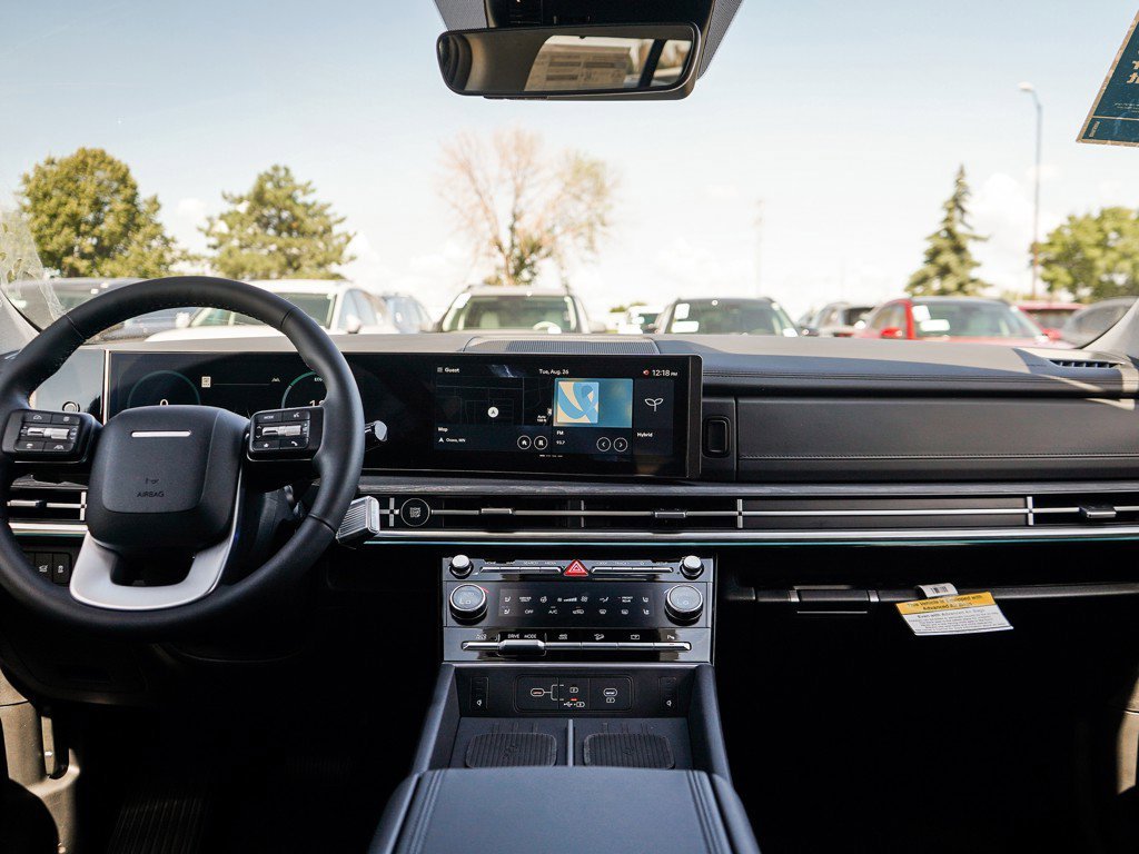 2026 Hyundai Santa Fe Limited - Photo 18