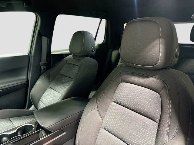 2027 Chevrolet Equinox LT - Photo 22