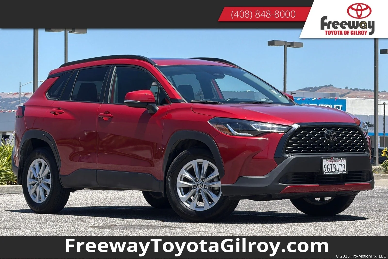 2023 Toyota Corolla Cross LE AWD's photo