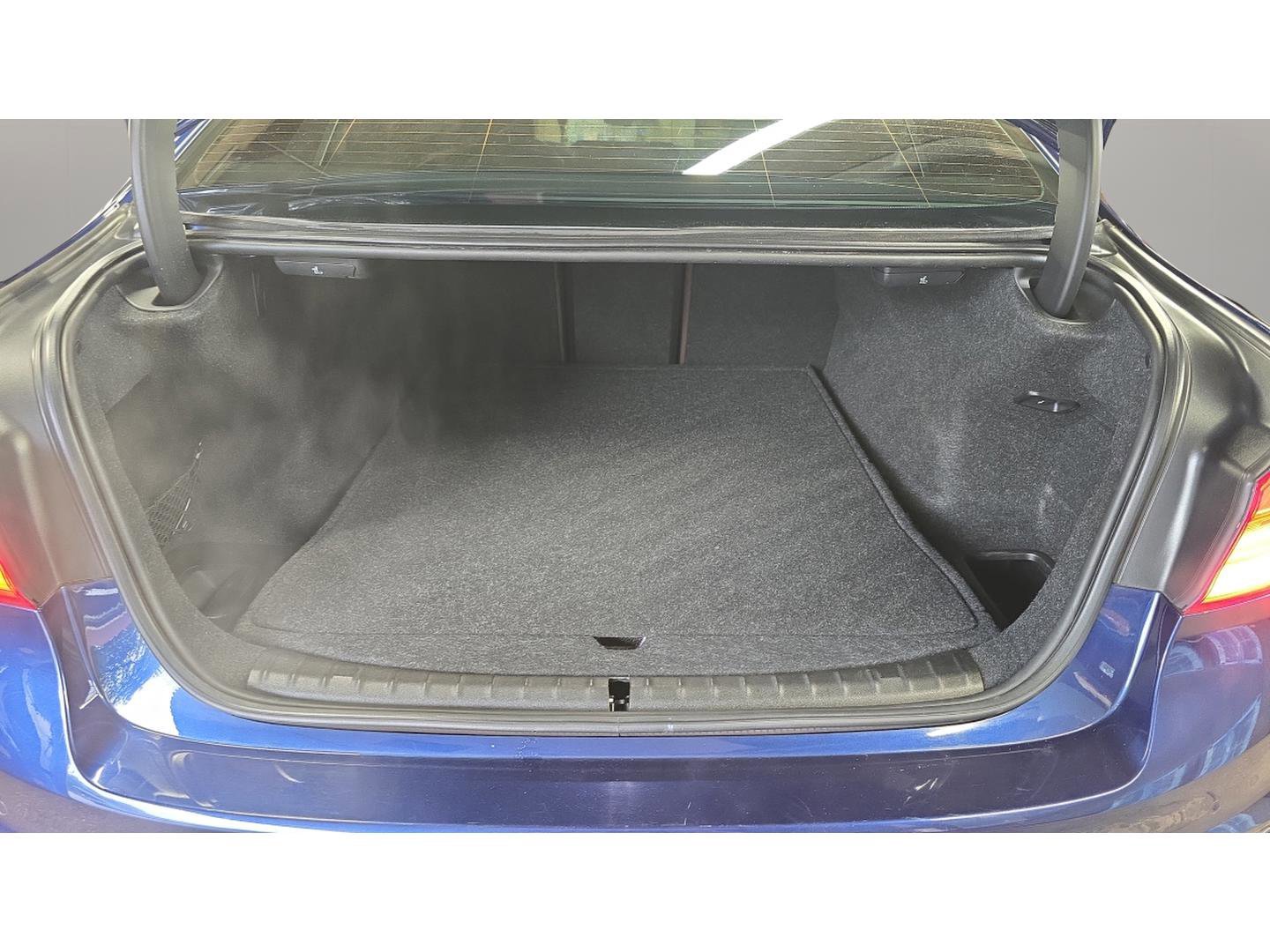 Used 2018 Blue BMW M550i xDrive image 23