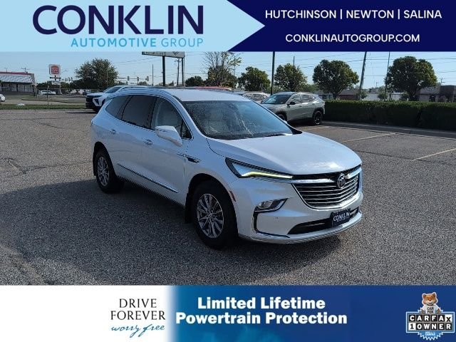 2023 Buick Enclave Essence AWD's photo