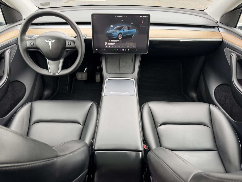 Used 2024 Tesla Model Y Long Range with VIN 7SAYGDEE8RA272465 for sale in Midlothian, VA