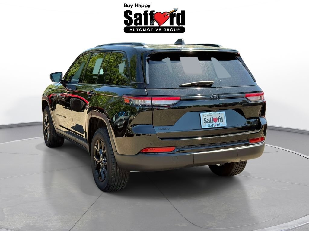 Used 2025 Black Jeep Altitude X image 5