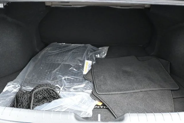 Used 2023 Silver Hyundai SEL image 12