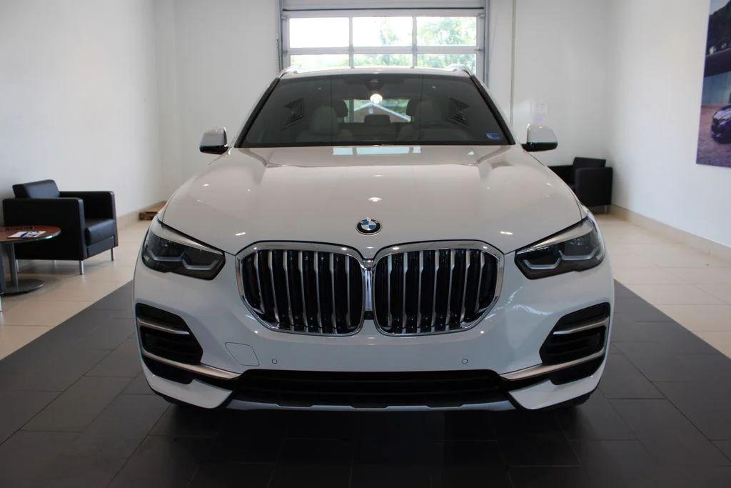 Used 2022 Alpine White BMW xDrive40i image 13