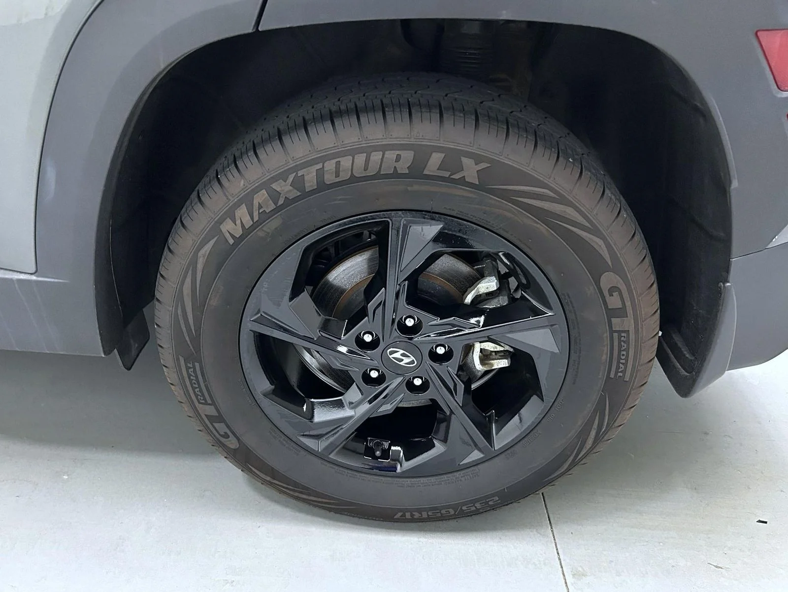 Used 2022 Gray Hyundai SEL image 22
