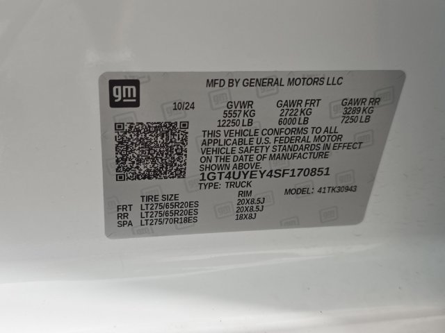 Certified Used 2025 Summit White GMC Denali Ultimate image 10