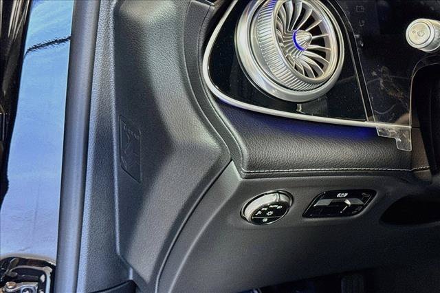 New 2026 Obsidian Black Metallic Mercedes-Benz EQS 400 image 39
