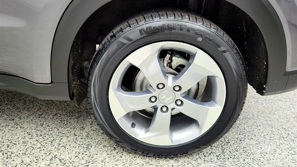 Used 2019 Modern Steel Metallic Honda LX AWD CVT image 9
