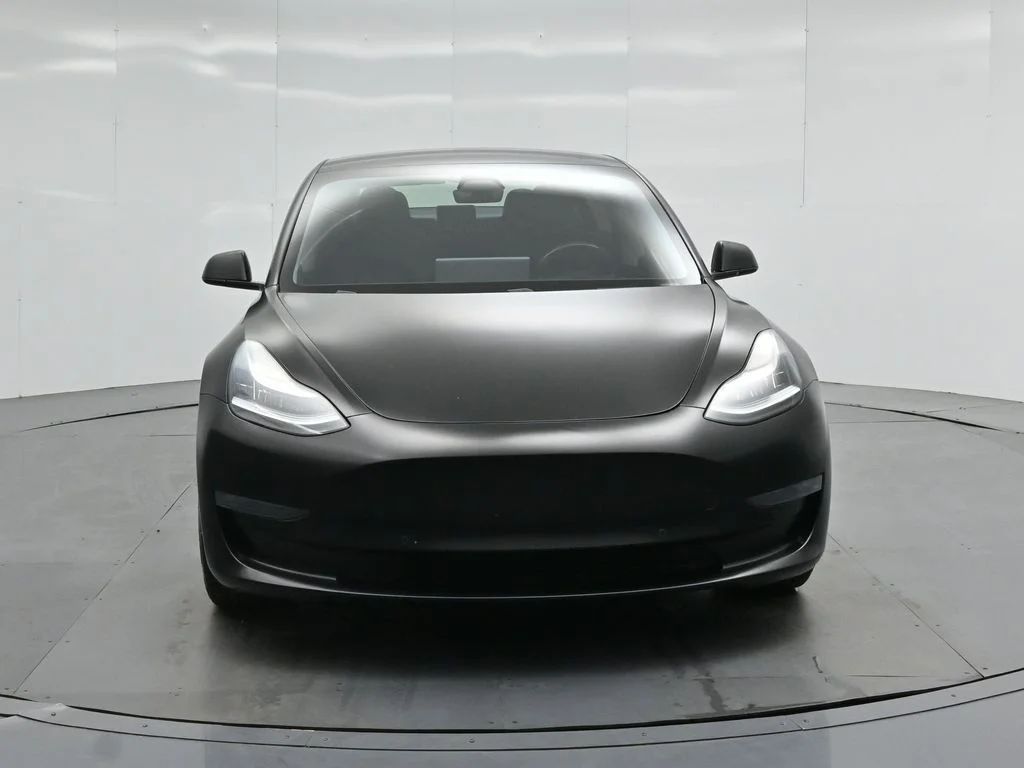 Used 2019 White Tesla Standard Range Plus image 16