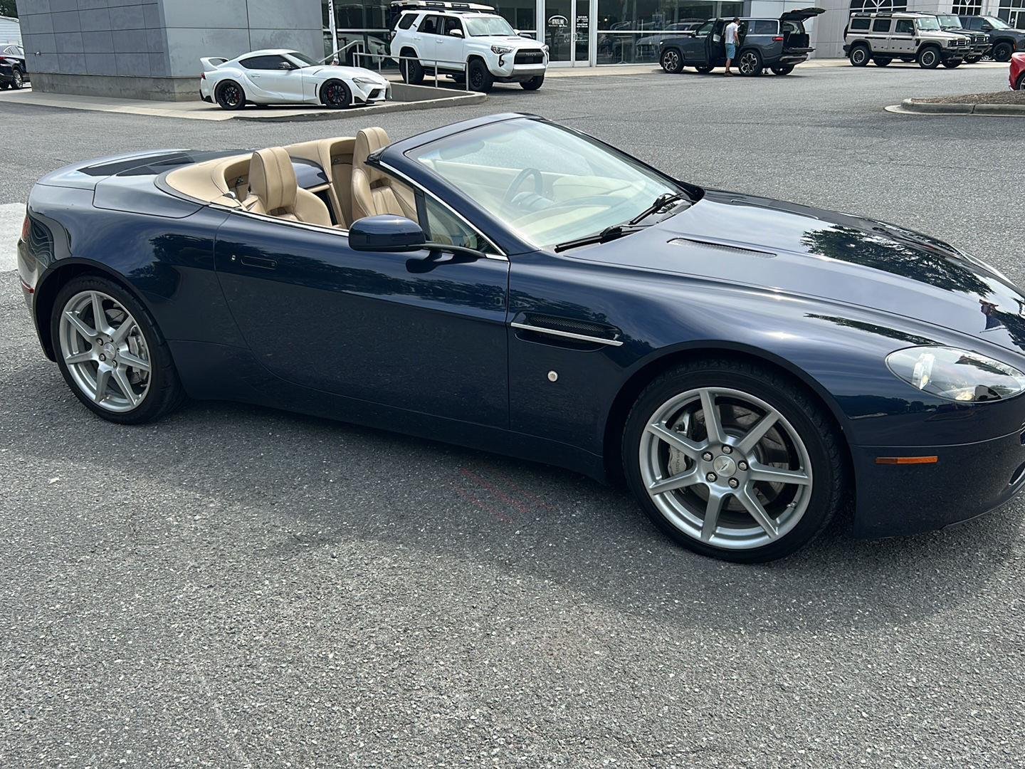 2008 Aston Martin V8 Vantage Roadster SPORTSHIFT Base - Photo 17
