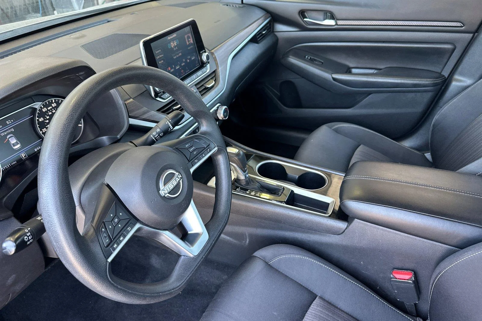 Used 2024 Brilliant Silver Metallic Nissan 2.5 SV image 10