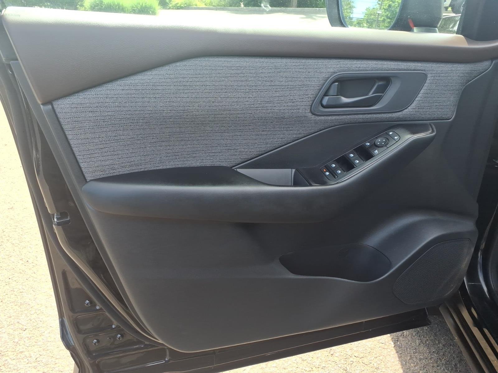 Used 2023 Black Nissan S image 24