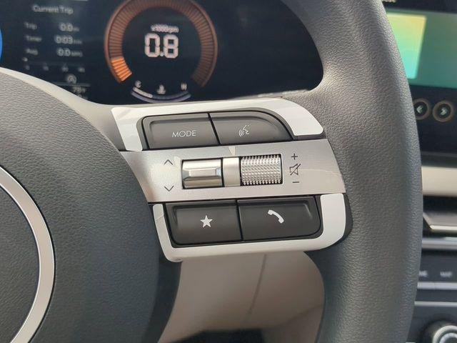2025 Hyundai Tucson SE - Photo 24