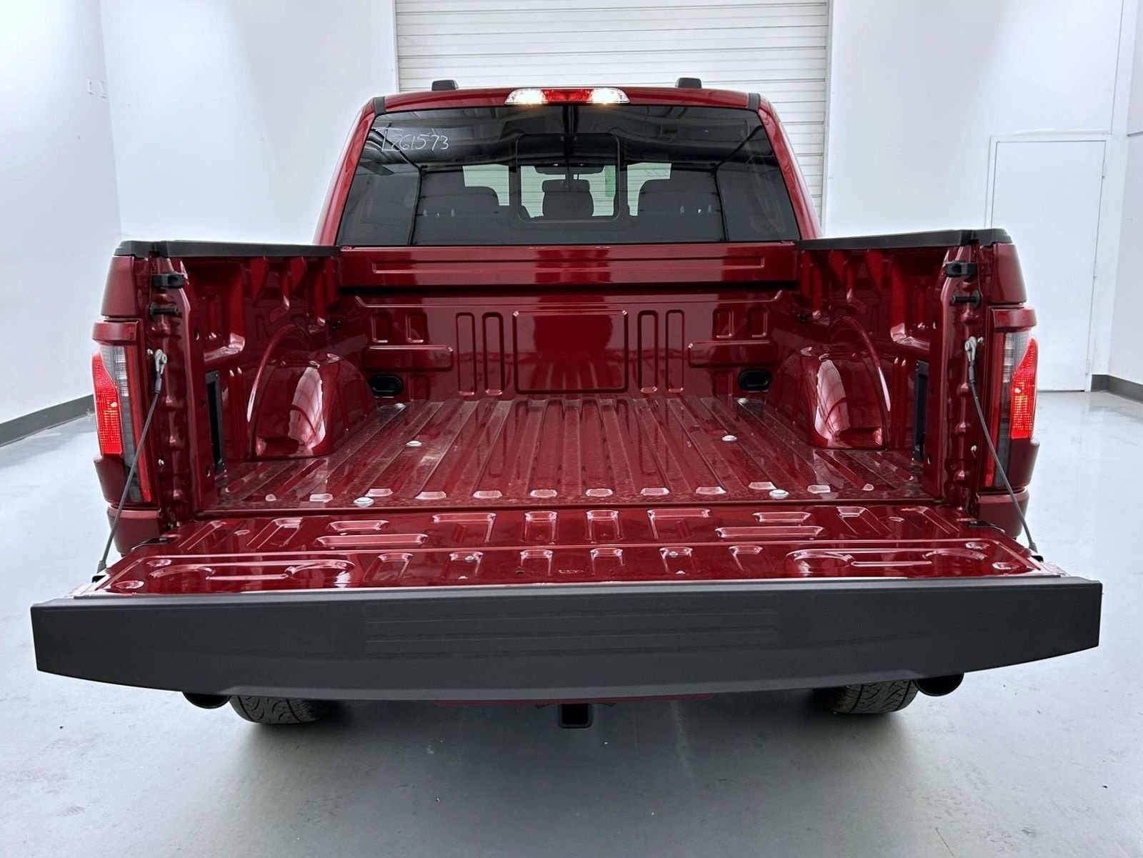 New 2026 Ruby Red Metallic Tinted Clearcoat Ford XLT image 22