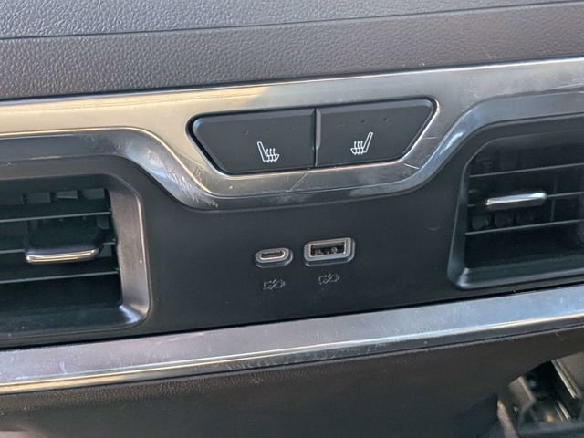 Used 2022 Blue GMC Denali image 13