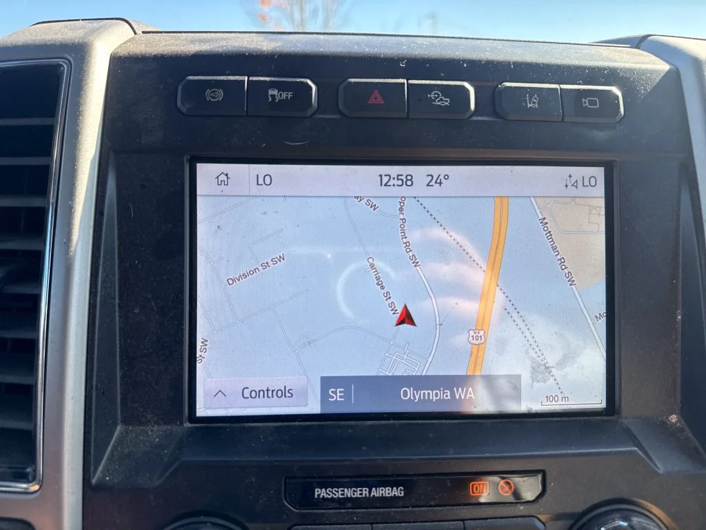 Used 2020 Blue Ford Lariat image 26