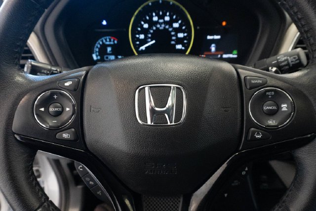 Used 2022 Silver Honda EX-L image 10