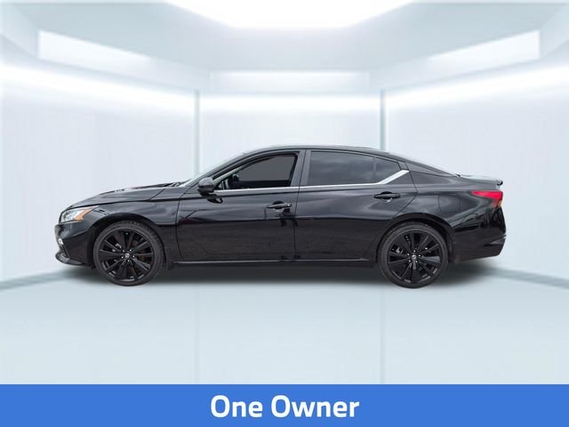 Used 2022 Black Nissan 2.5 SR image 2