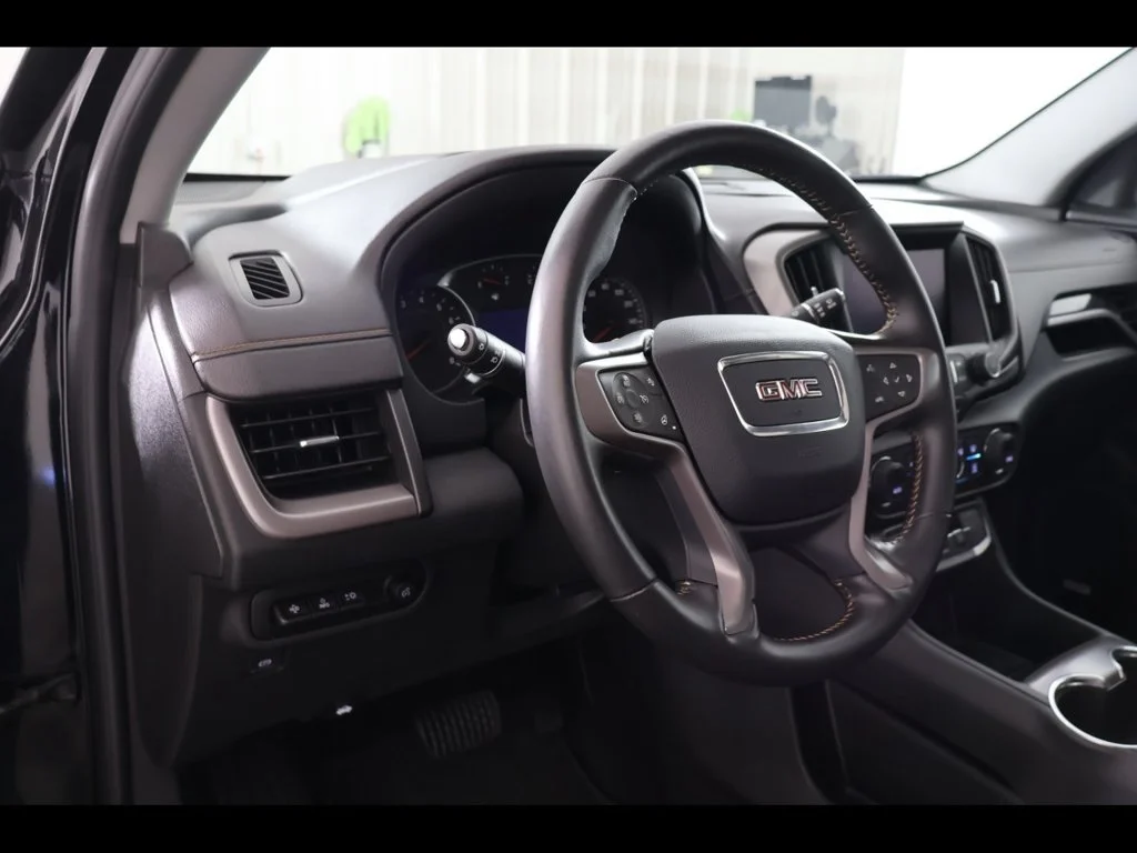 Used 2022 Black GMC AT4 image 12