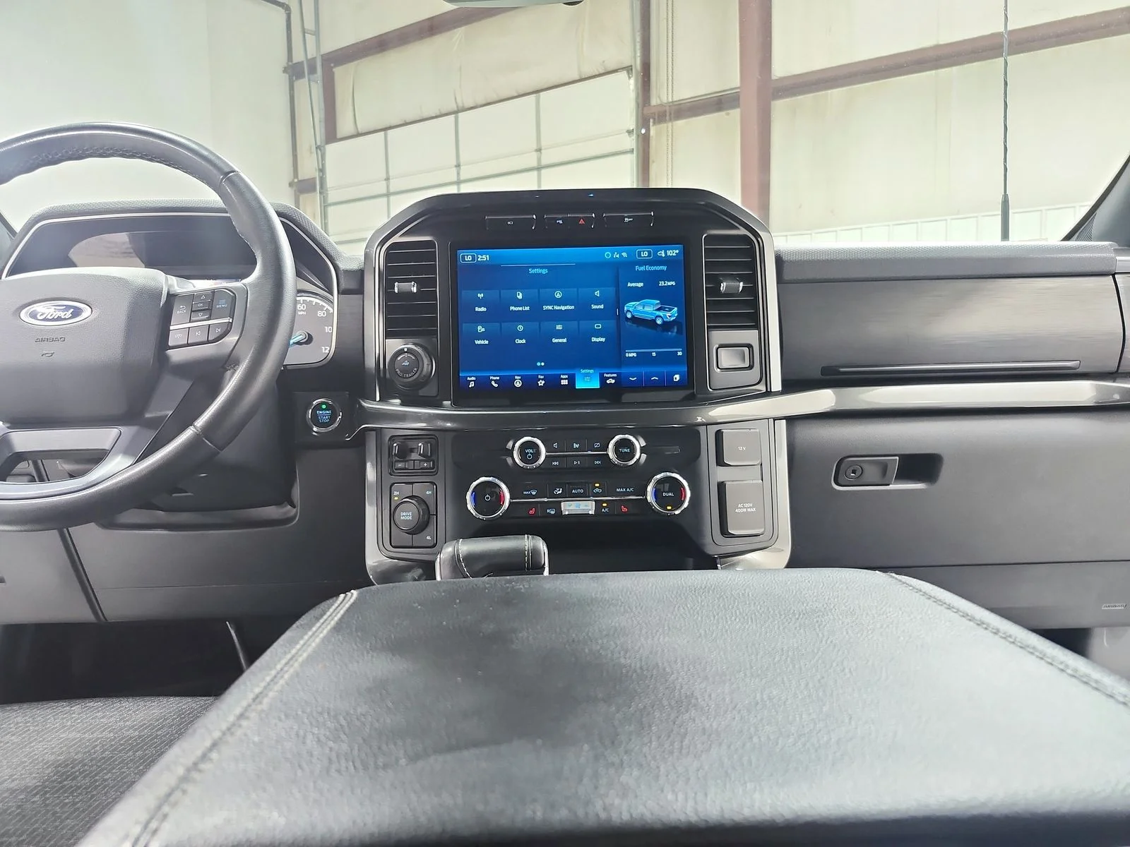 Used 2023 White Ford XLT image 27