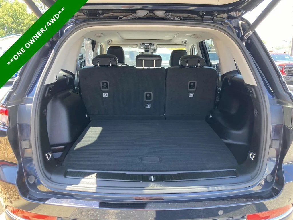 Used 2023 Black Jeep Limited image 11