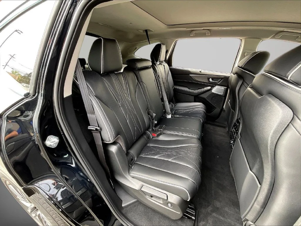 New 2026 Majestic Black Pearl Acura SH-AWD with Advance Package image 9