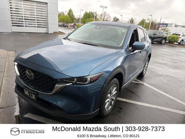 2023 Mazda CX-5 S Preferred package Auto AWD's photo